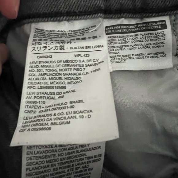 Levi’s Ribcage Straight Ankle - Picture 3 of 11